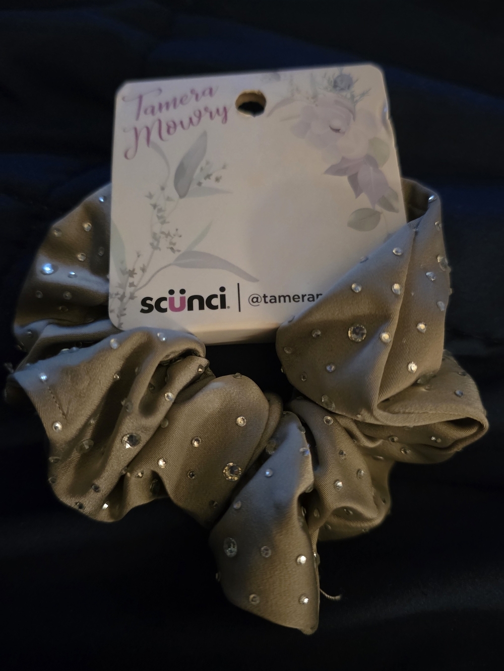 scünci Olive Green Rhinestone Scrunchie
